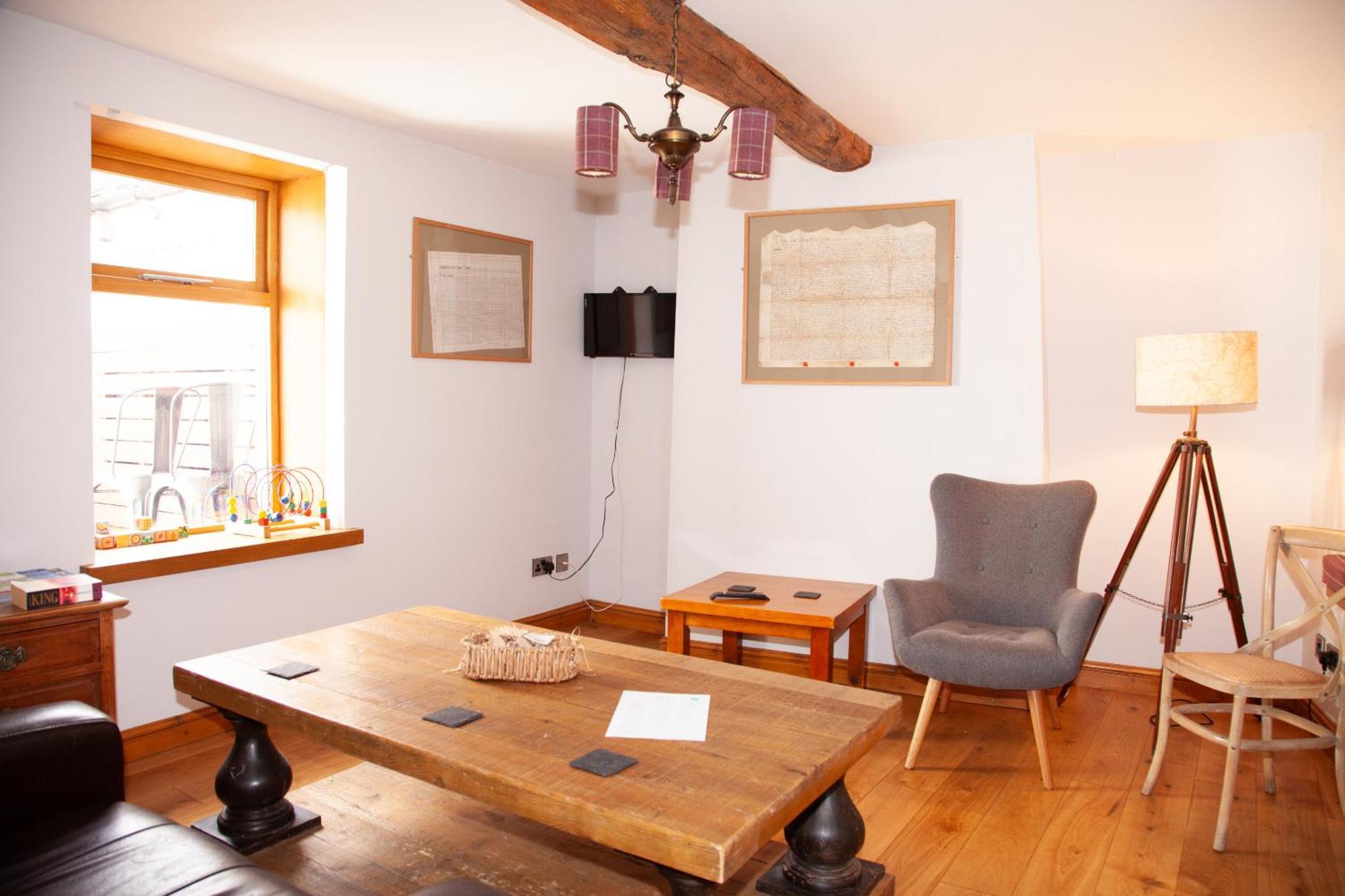 Rooms At The Nook 홀름퍼스 외부 사진