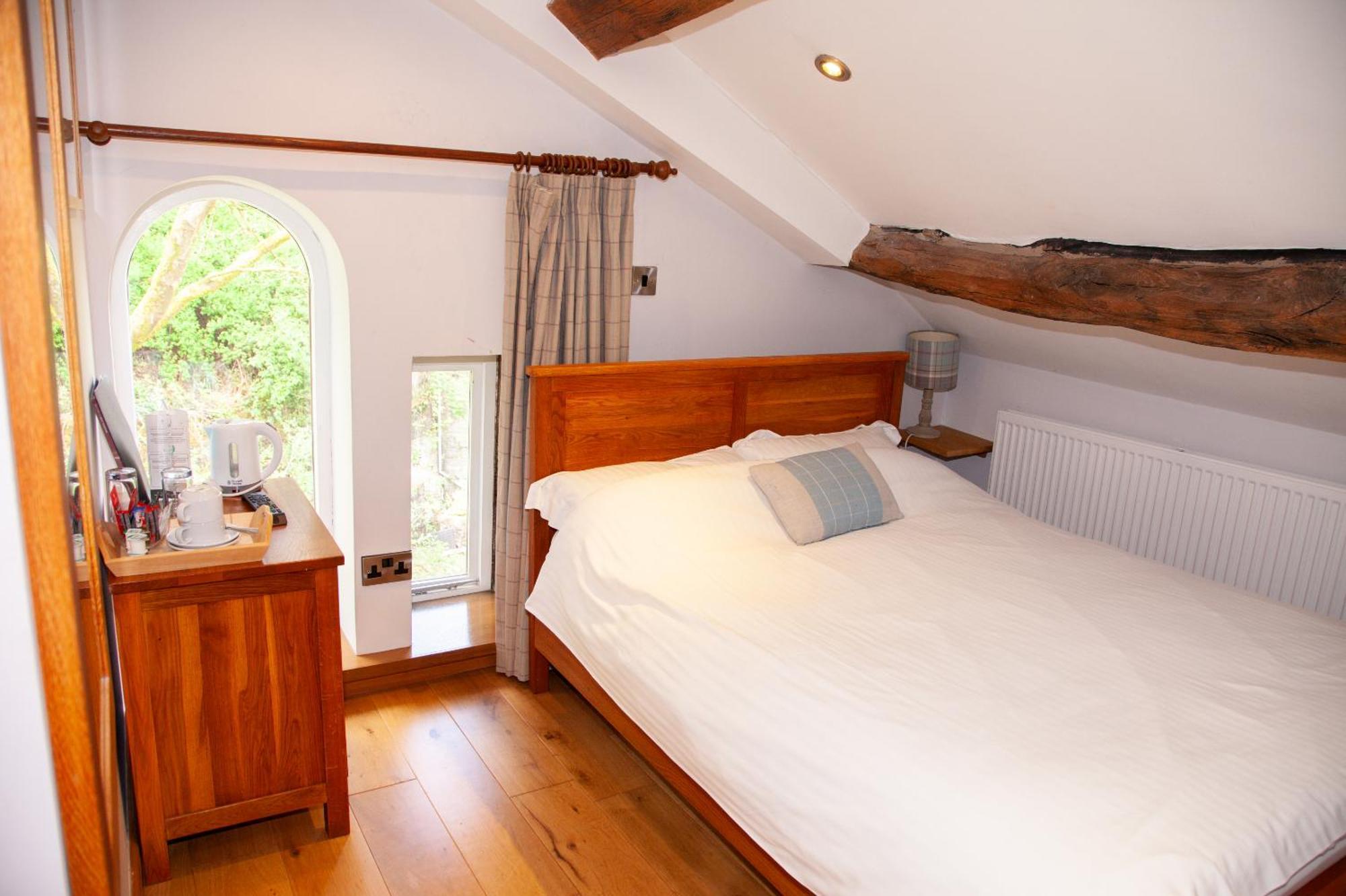 Rooms At The Nook 홀름퍼스 객실 사진